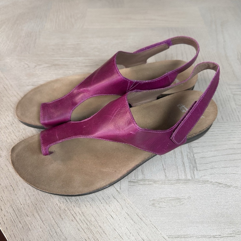 Dansko Magenta Leather Slingback Sandals